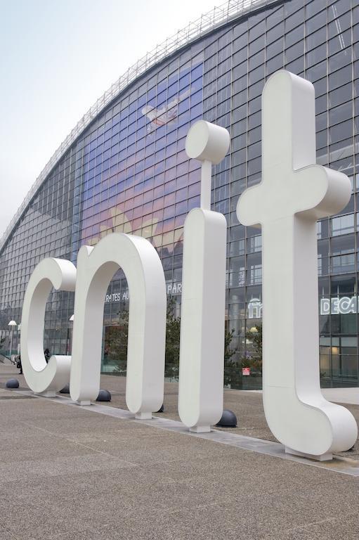 Aparthotel Adagio Access La Defense - Leonard De Vinci Courbevoie Exterior photo